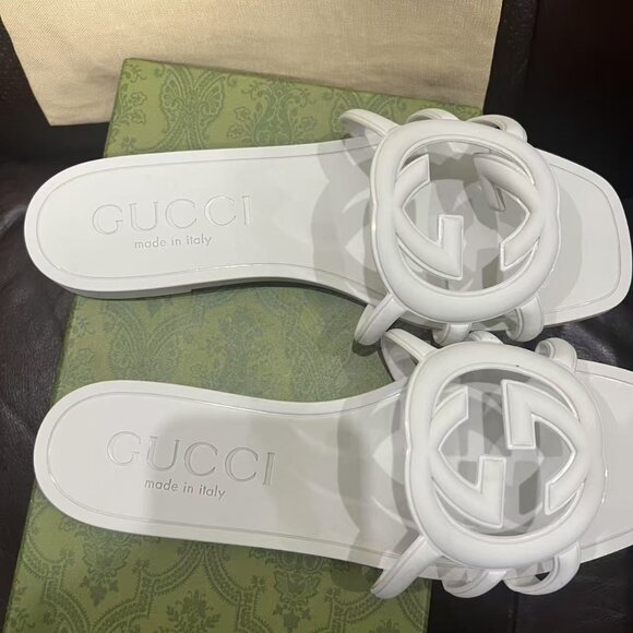 Gucci Women Sandals Slides Rubber .size9 - Picture 2 of 5